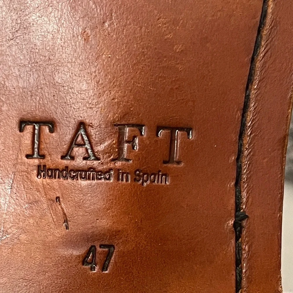 Taft The Jack in Red Paisley - Picture 12 of 15